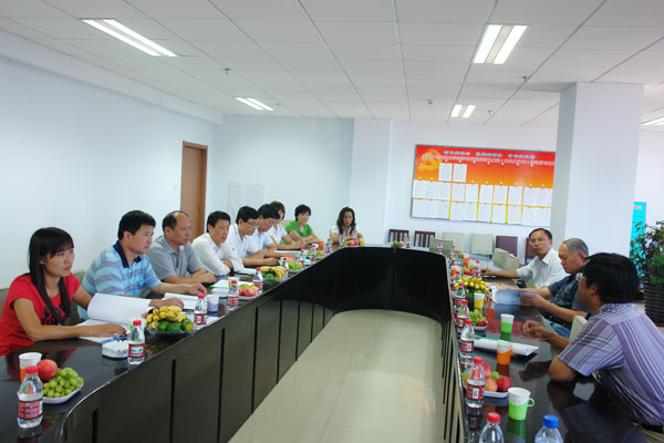 天津市宝坻中等专业学校领导到万象城官网调研考察