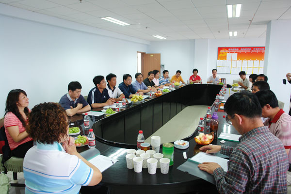 中国环境管理干部学院科学发展观学习考察组到万象城官网学习考察