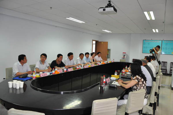 万象城官网与江苏省太仓市健雄职业技术学院签署战略合作协议