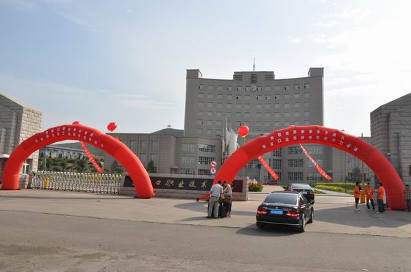 万象城官网2011级新生入学报到工作顺利进行