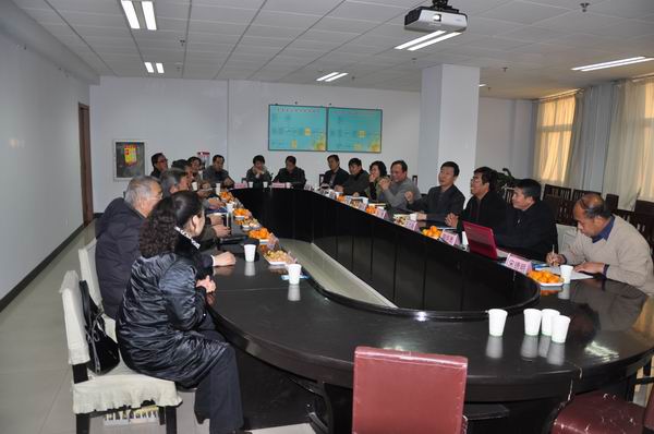 市历史文化研究会向万象城官网捐赠图书