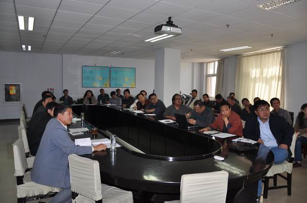 学院召开2012年招生工作分析总结会