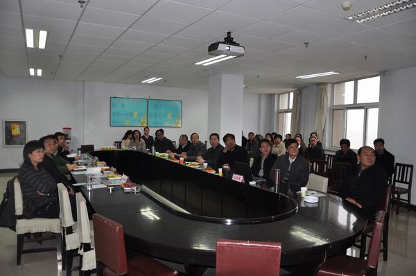 省高职专家组到万象城官网调研指导