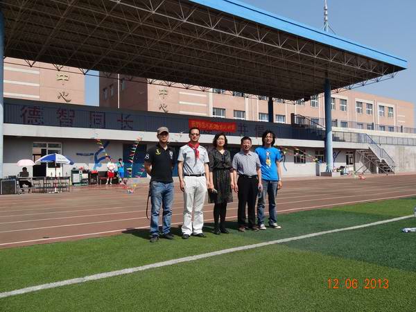 装饰艺术系成功举办一年一度的趣味运动会