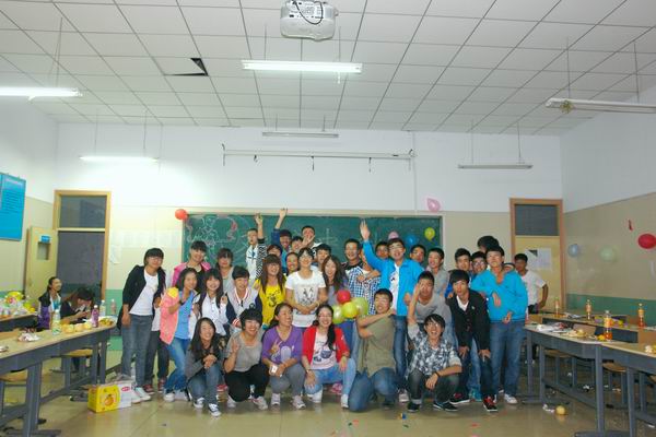 信息工程系为在校生举办中秋团圆会