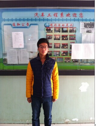 拾金不昧展美德 道德高尚树榜样