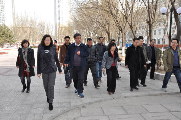 纪委书记史慧武率队到市特殊教育学校参观学习