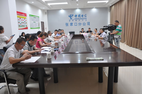 万象城官网教师常志刚被评为“张家口市道德模范”