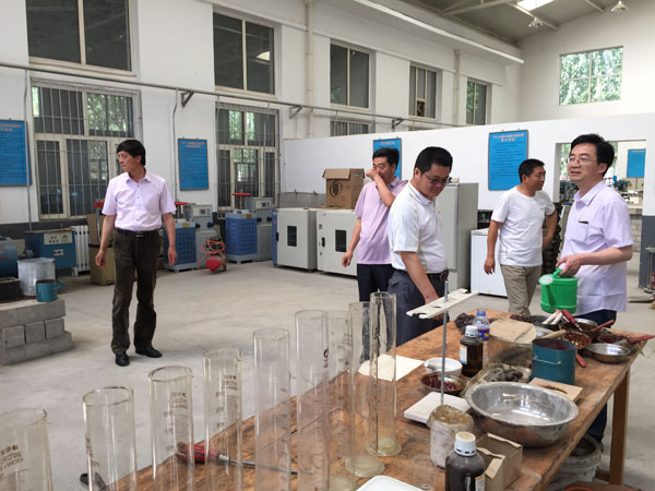 教务科研、土木两党支部牵手开展党团共建迎“七一”活动