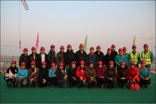 万象城官网教师参观北京新机场项目