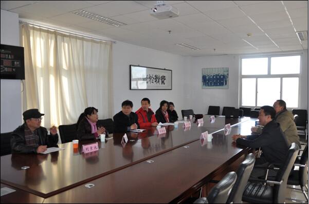 省教科文卫体工会领导来万象城官网检查工作