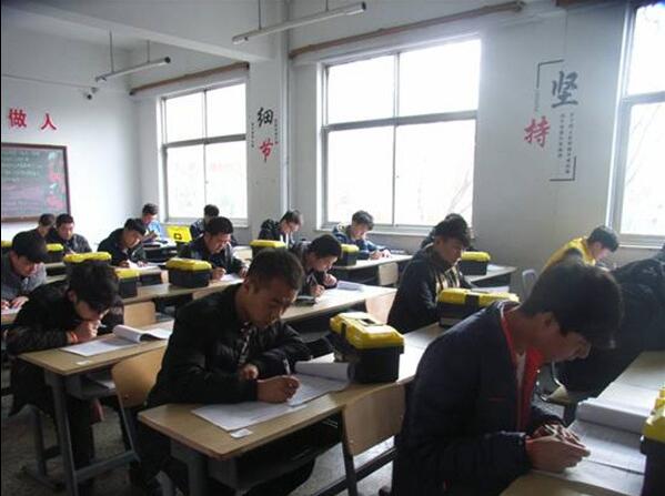 电气工程系举办“争做技术能手”职业技能大赛