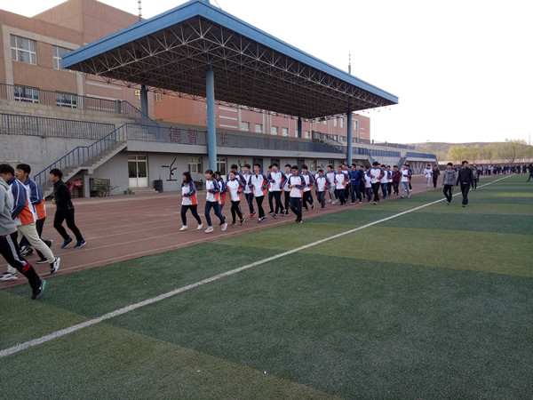 汽车工程系组织开展学生晨跑活动