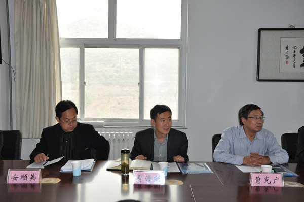 部分高职高专院校座谈会在万象城官网召开