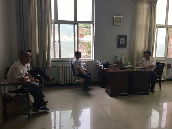 行政四党支部书记做专题党课辅导