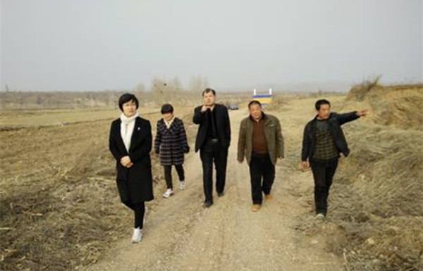 校友情系母校 助推精准脱贫