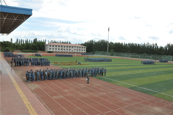 图说军训：2016级新生军训进行时