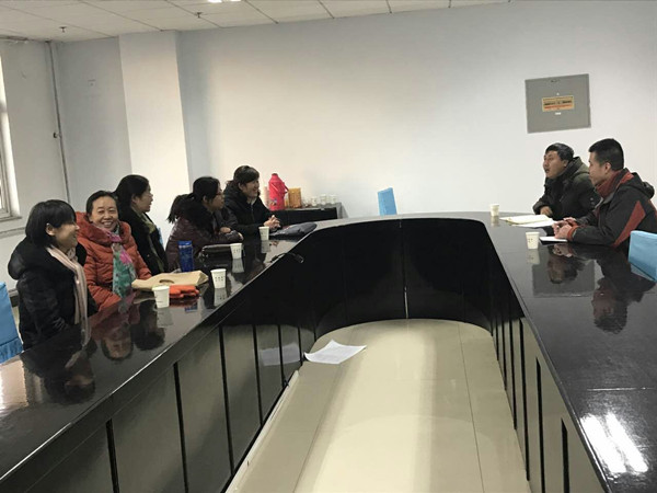 民盟学院支部集中学习党的十九大会议精神