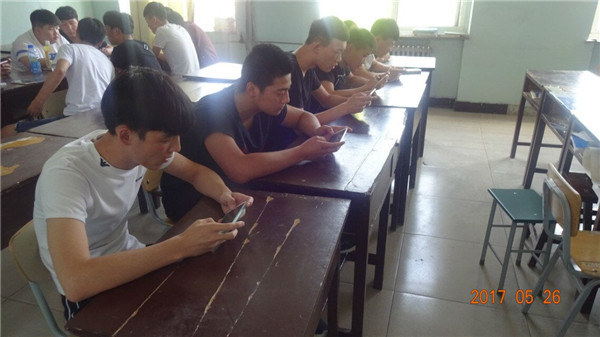 土木工程系举办首届电子竞技大赛