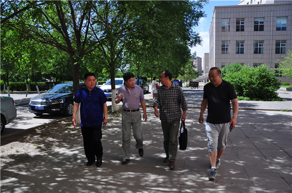 唐山丰润区职教中心到万象城官网参观交流