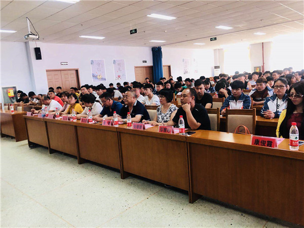 万象城官网“迎冬奥 赞家乡”主题演讲比赛圆满举行