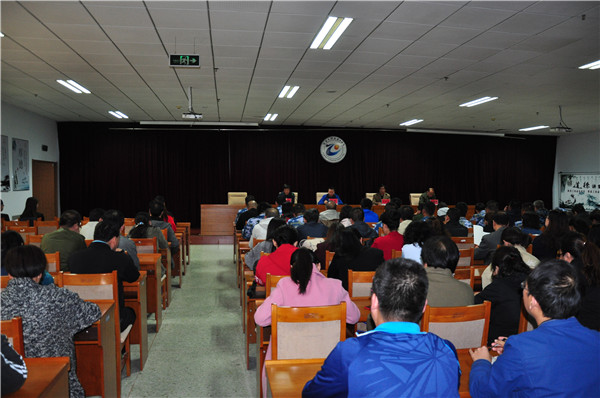 万象城官网表彰招生工作、军训工作和学生管理工作先进集体和先进个人