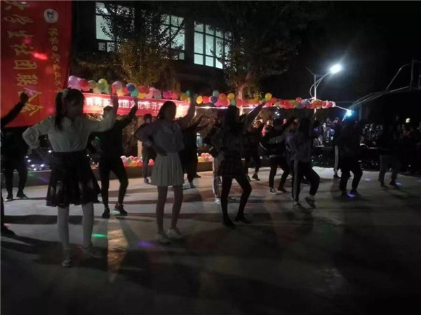 万象城官网第二届社团文化节拉开帷幕