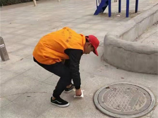 汽车系开展青年志愿者服务活动