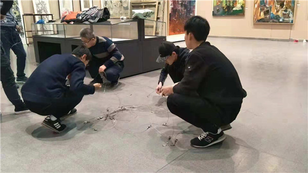 装饰艺术系为开明书画院书画展提供志愿服务