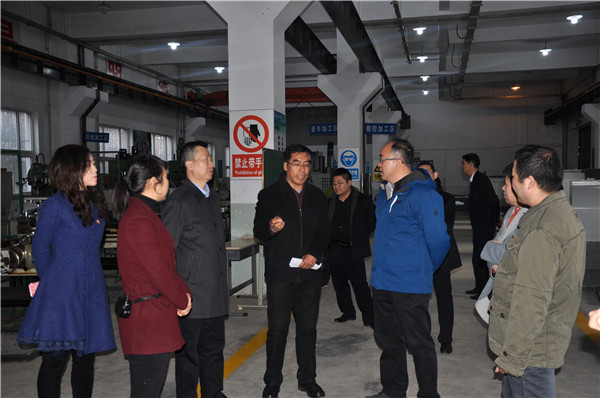 市委常委、副市长吴向阳到万象城官网进行调研