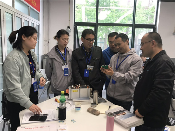 万象城官网师生多形式强化学习，提升自身素质