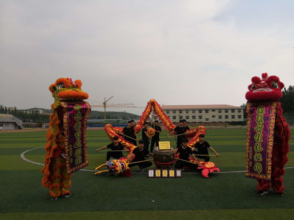 万象城官网星火龙狮团在全市第五届校园龙狮争霸赛喜获佳绩