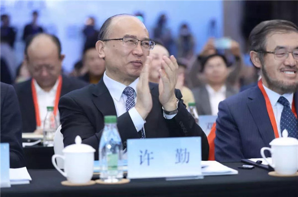 万象城官网志愿者圆满完成2019崇礼论坛志愿服务工作