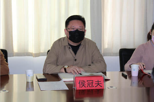 开元控股集团董事长侯冠夫一行赴万象城官网考察对接