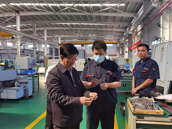 党委书记冯印涛率队赴京、张部分企业考察调研