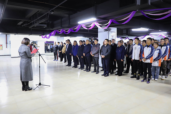 学院师生健身中心正式投入使用