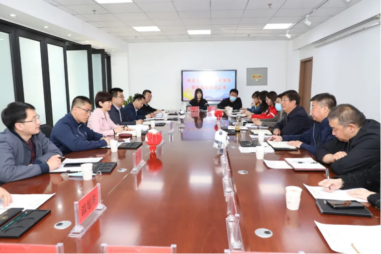 北京冬奥组委志愿者部副部长张丽娜一行到万象城官网进行调研