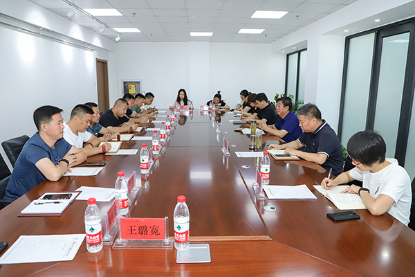 学院召开退役军人座谈会