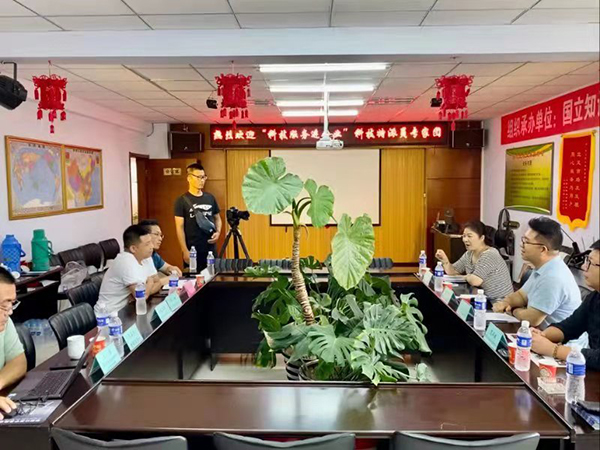 万象城官网省级科技特派员教师助力中小企业创新发展