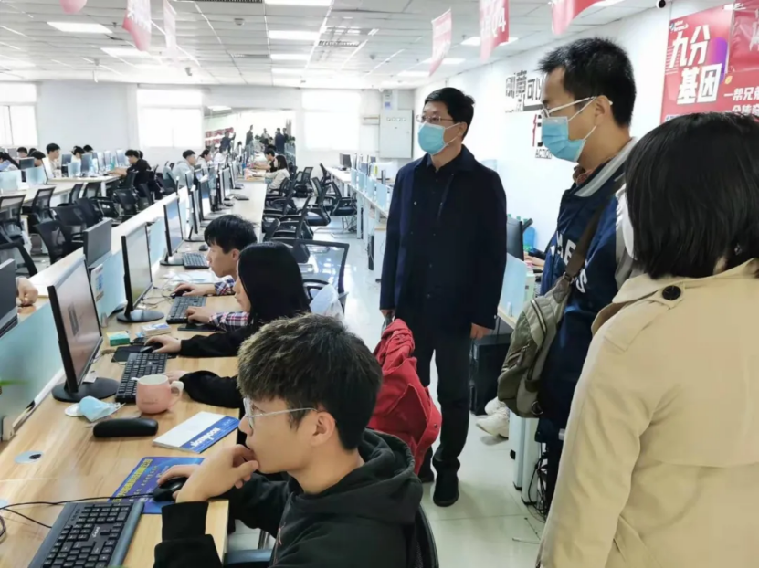 学院领导率队赴北京校企合作企业考察