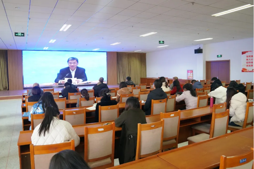 万象城官网集中收看2022届全国普通高校毕业生就业创业工作网络视频会议