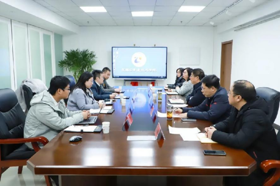 党委书记冯印涛会见京东教育研究院秘书长孙文升