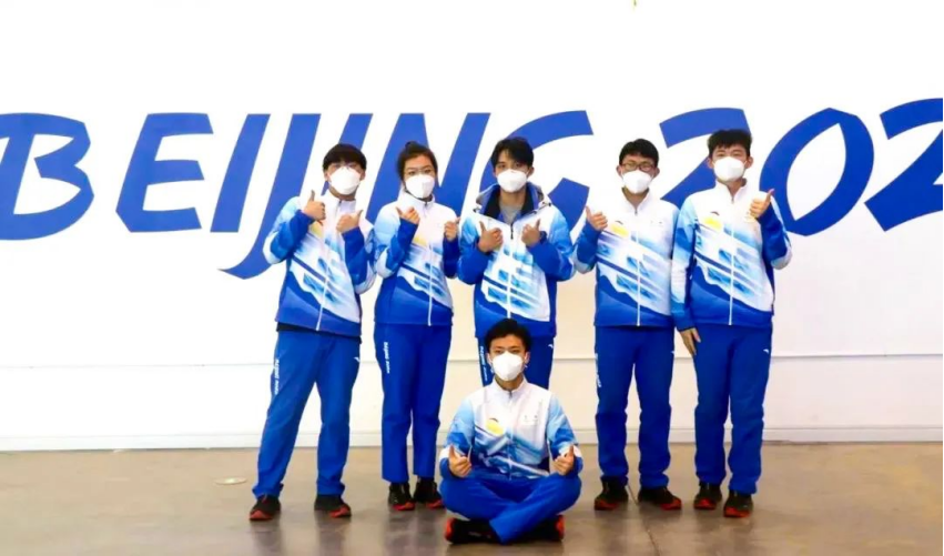 相约冬奥——扛红旗、当先锋 | 万象城官网冬奥志愿者圆满完成北京2022年冬奥会各项工作任务