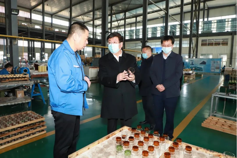 党委书记冯印涛率队赴怀来县部分企业考察调研