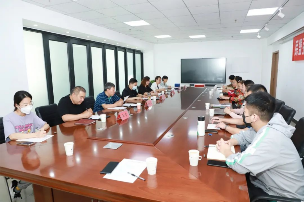 民盟万象城娱乐awc线路支部召开换届会议