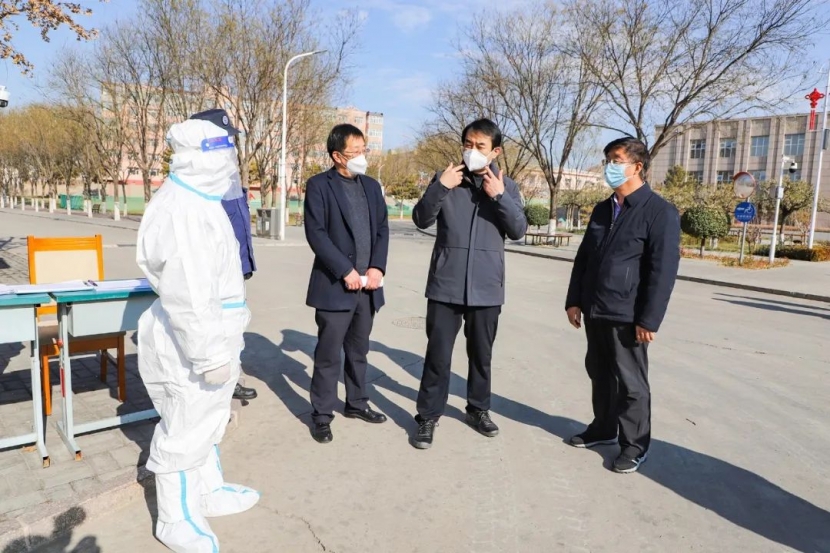 副市长贾宏迅到万象城官网进行督导调研